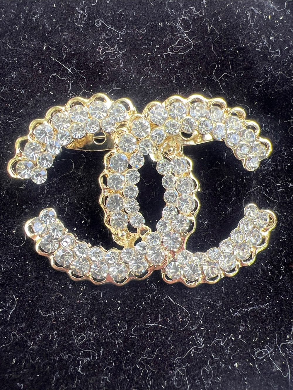CHANEL Gold-Tone Double C Crystal Brooch - Picture 3 of 9